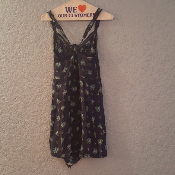 Abercrombie & Fitch Sundress - Picture 2 of 6